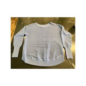 Blue ribbed NWOT sweater soft and slouchy athleisure L